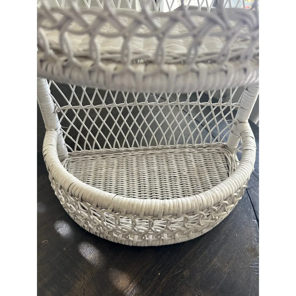 Vintage White Wicker Wall Shelf Arched Rattan 2 Tier Boho Coastal Decor 18in EUC